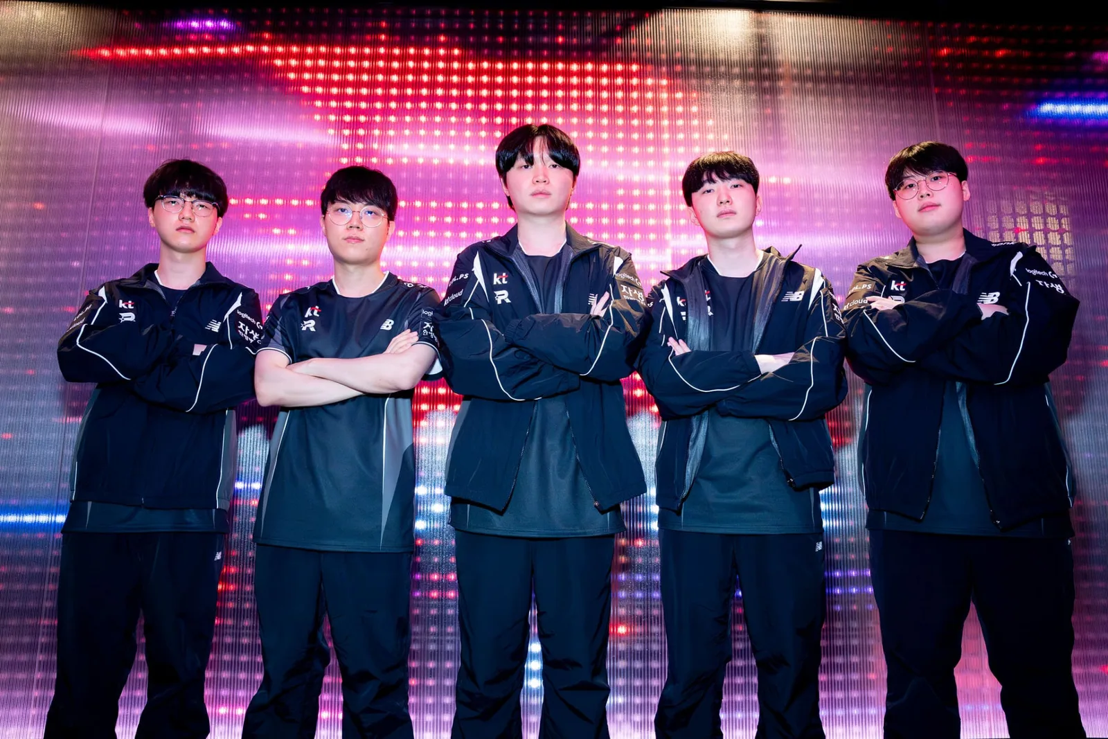 مفاجأة البطولة الكبرى: KT Rolster تضمن مكانًا غير مسبوق في ربع النهائي بحملة مثالية