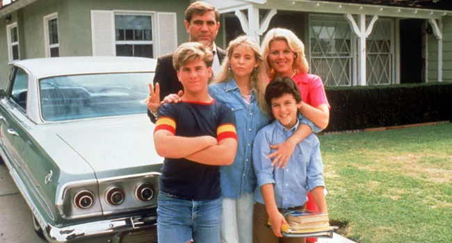 Séries Antigas dos Anos 80: 10 que Marcaram Época